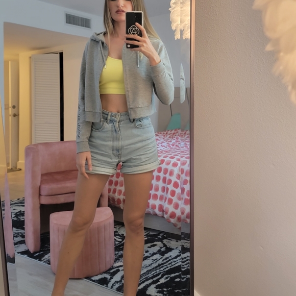 Divided H&M "Exhale the past Inhale the future"Grey Yoga Hooded Crop Sweatshirt - Picture 2 of 8